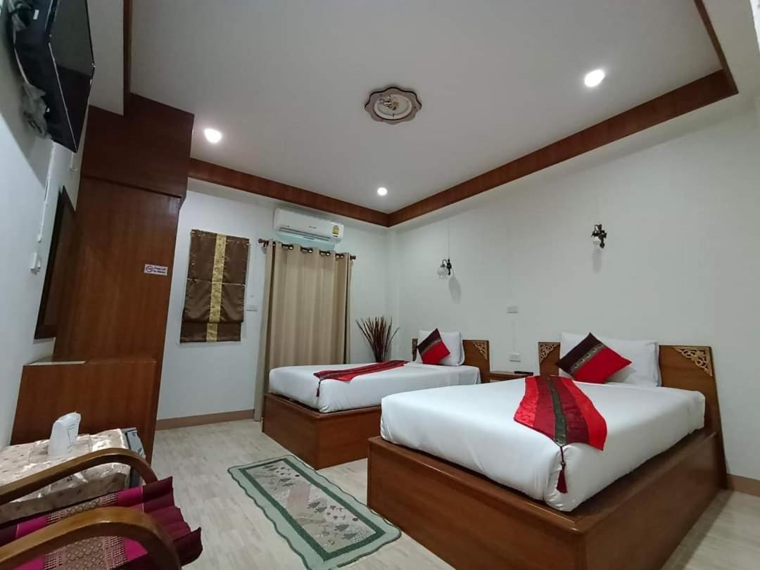 Maesot Siri Hotel Mae Sot Exterior photo