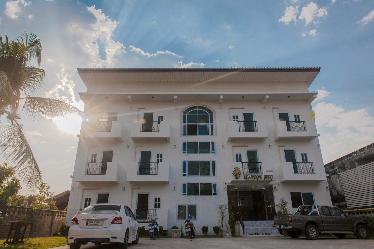 Maesot Siri Hotel Mae Sot Exterior photo