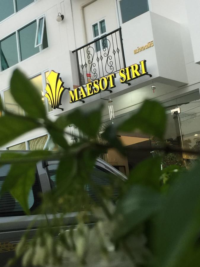 Maesot Siri Hotel Mae Sot Exterior photo